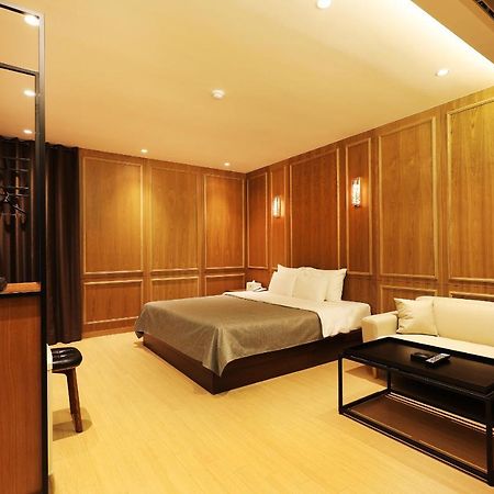 Gloria Hotel Seongnam Exterior photo